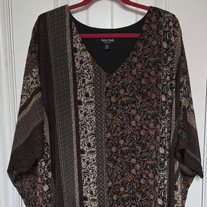 Arna York Women's Black and Brown Patterned Top